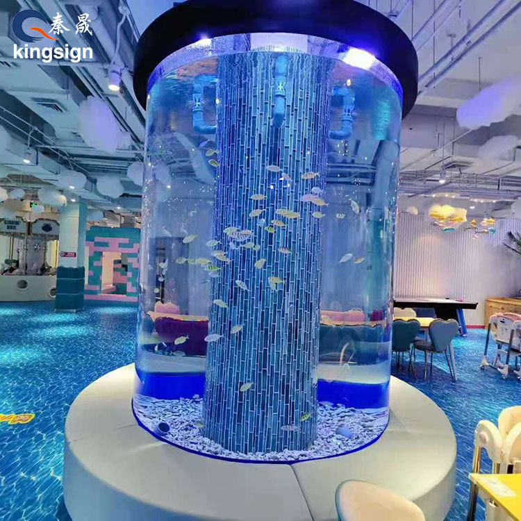 Exploring the Building Blocks: Common Materials Used in Aquarium Cylinder Construction