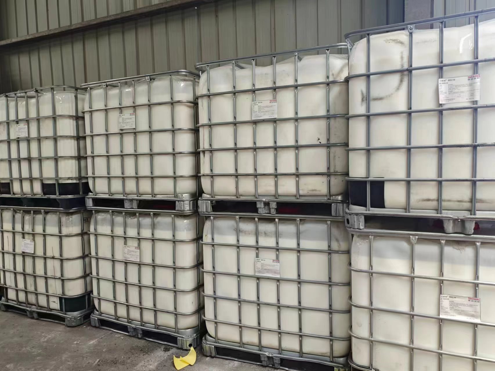 Liquid Soil Binder: The Eco-Friendly Solution for Stronger, Dust-Free Ground
